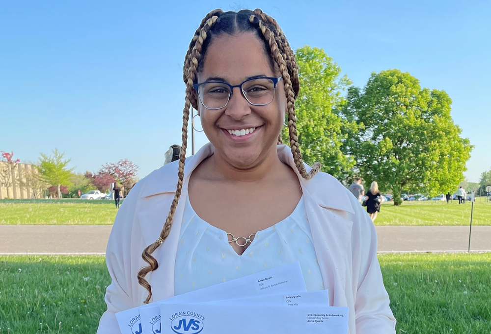 Seniors Awarded $39,500 in Local Scholarships 